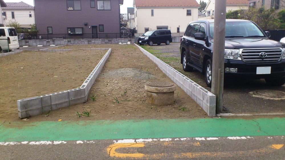 Local photos, including front road. Local (March 2013) Shooting