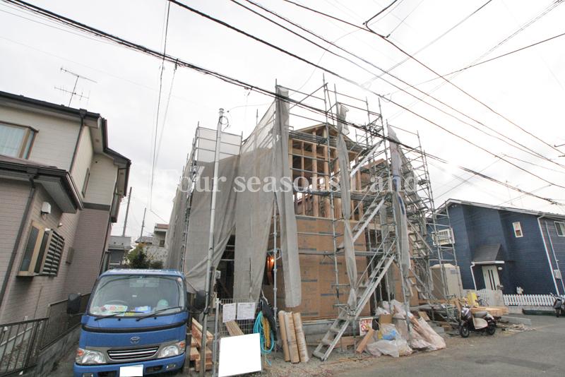 Local appearance photo. Local (12 May 2013) Shooting