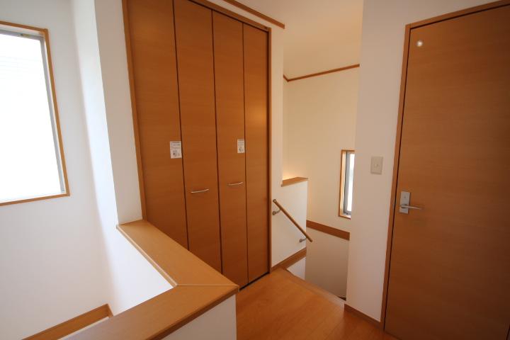 Receipt. Room (August 2013) Shooting