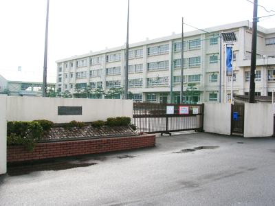 Primary school. Imajuku 600m up to elementary school