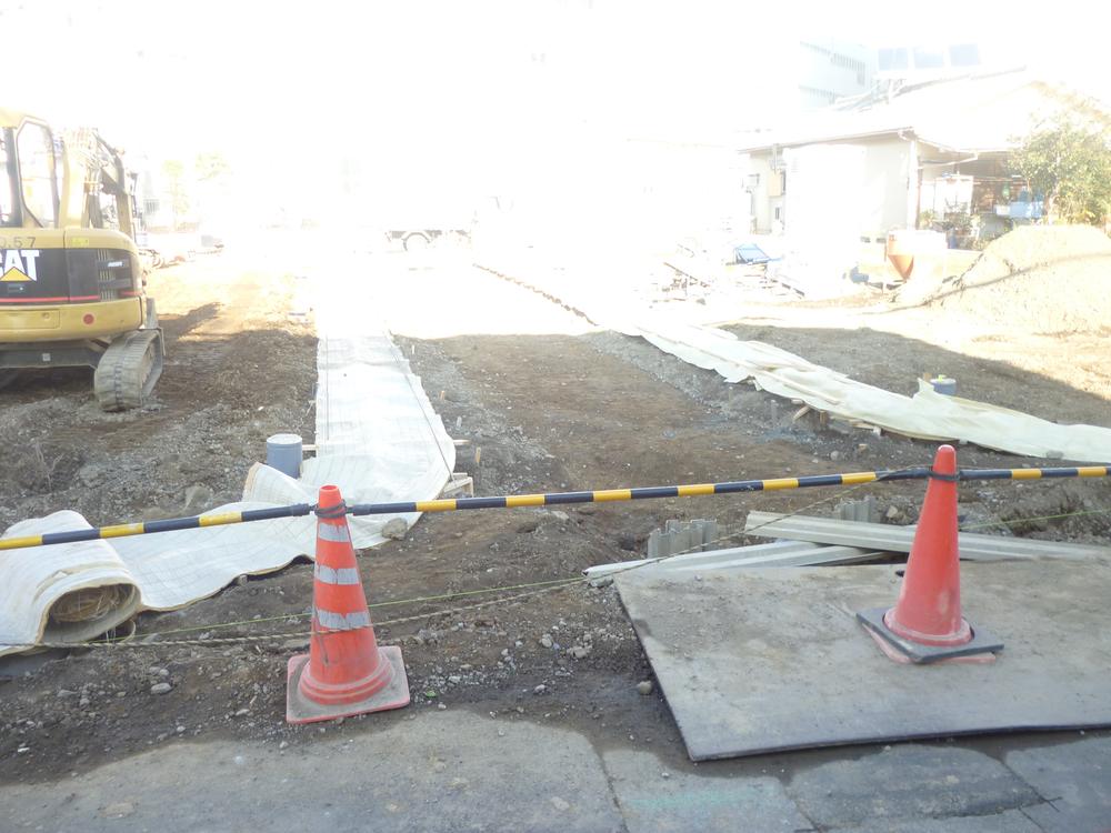 Local land photo. December 14 Development road paving plan