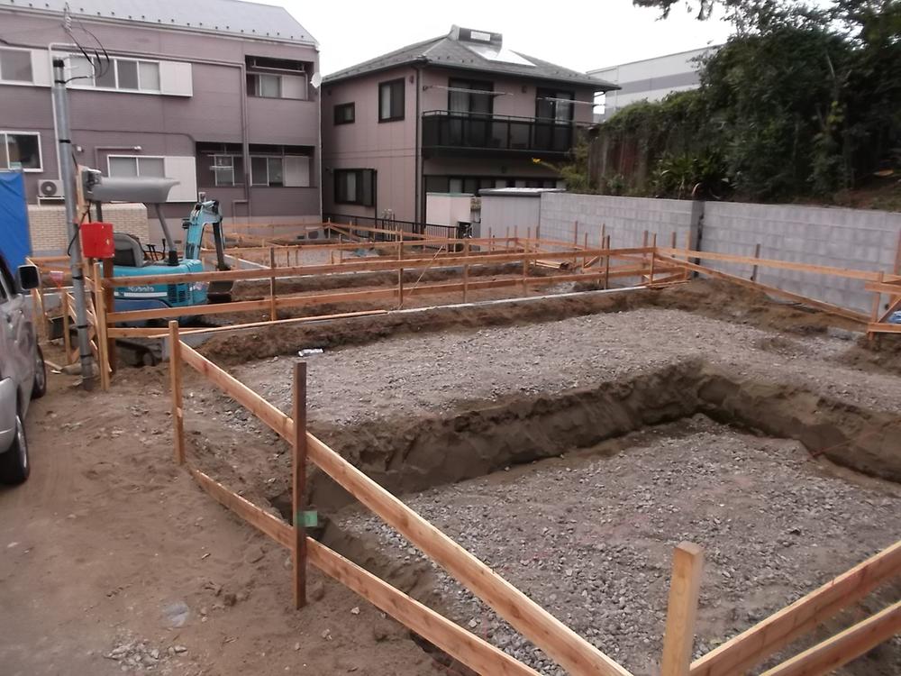 Local appearance photo. Local (10 May 2013) Shooting