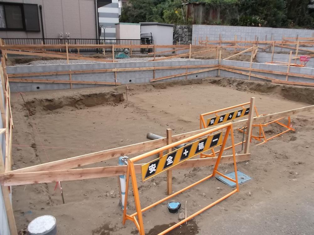 Local appearance photo. Local (10 May 2013) Shooting