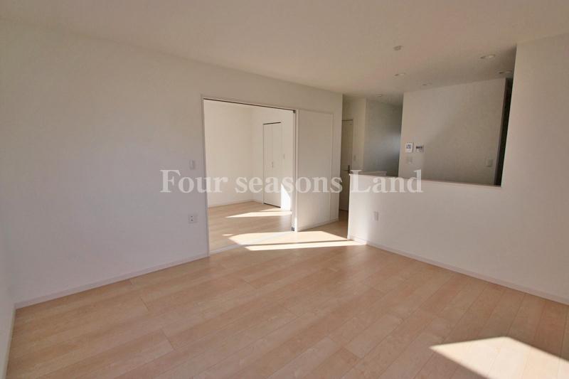 Living. Indoor (11 May 2013) Shooting