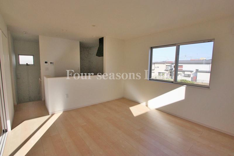 Living. Indoor (11 May 2013) Shooting