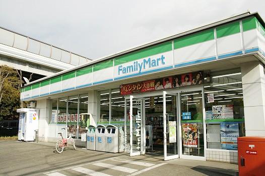Other Environmental Photo. 160m to FamilyMart