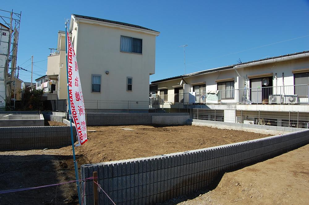 Local appearance photo. Local (10 May 2013) Shooting