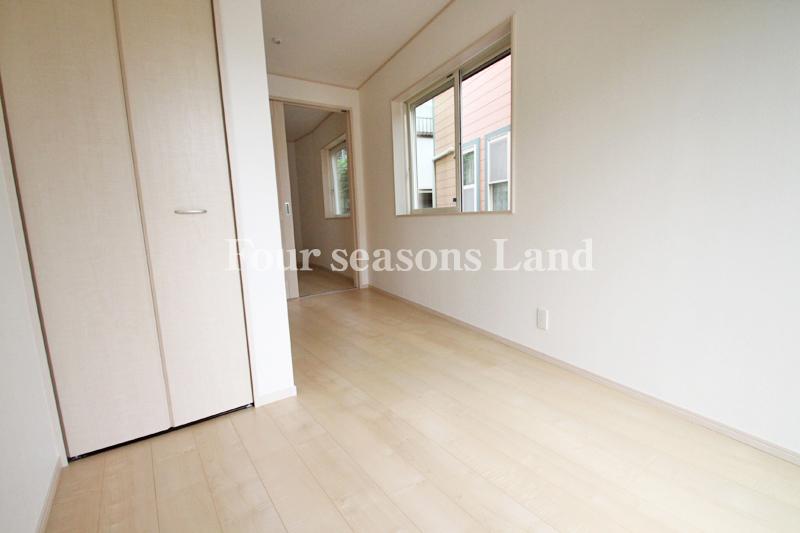 Non-living room. Indoor (July 2013) Shooting