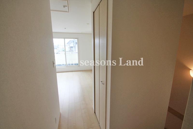 Non-living room. Indoor (July 2013) Shooting