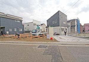 Local appearance photo. Local (12 May 2013) Shooting