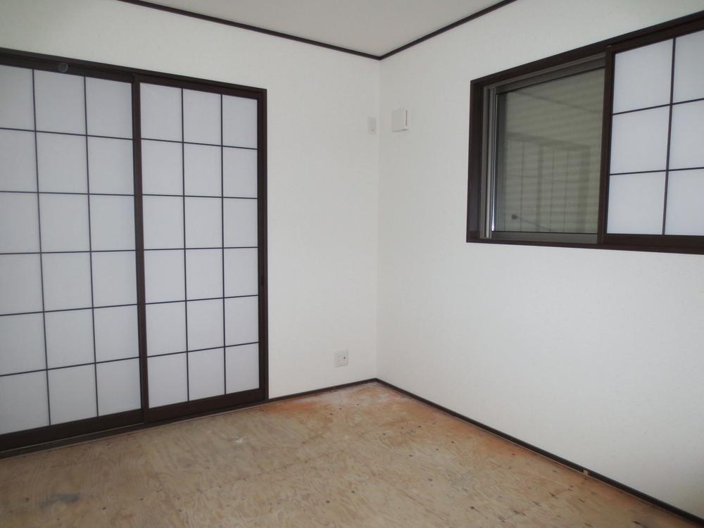 Non-living room. Indoor (11 May 2013) Shooting