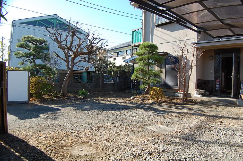 Local land photo. Local (12 May 2013) Shooting