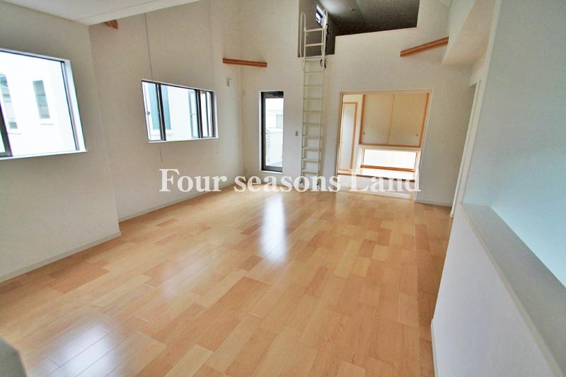 Living. Indoor (July 2013) Shooting