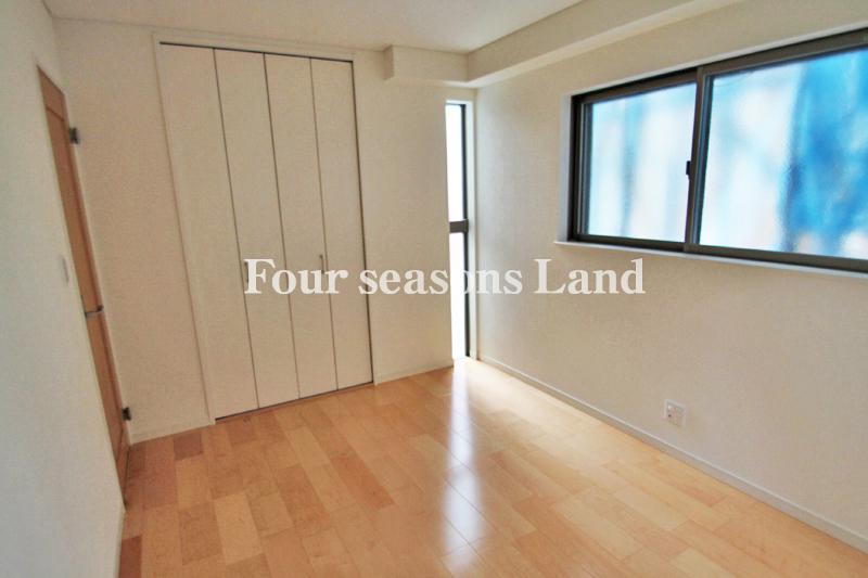 Non-living room. Indoor (July 2013) Shooting