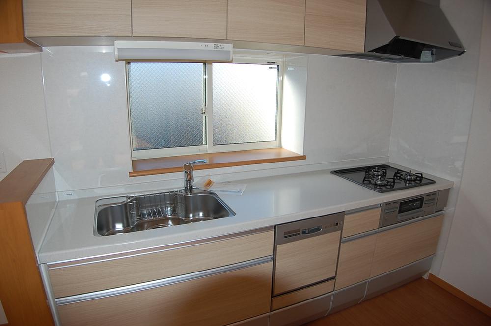 Kitchen. Local (11 May 2013) Shooting