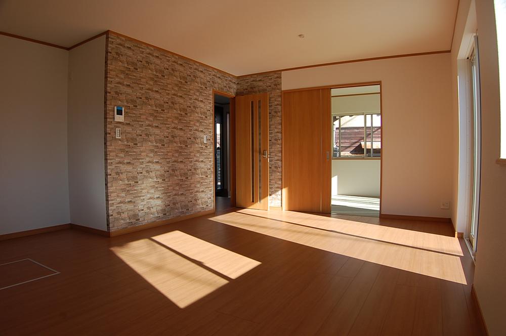 Living. Local (11 May 2013) Shooting