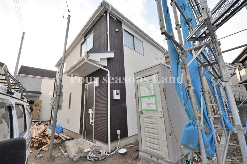 Local appearance photo. Local (12 May 2013) Shooting Building 2