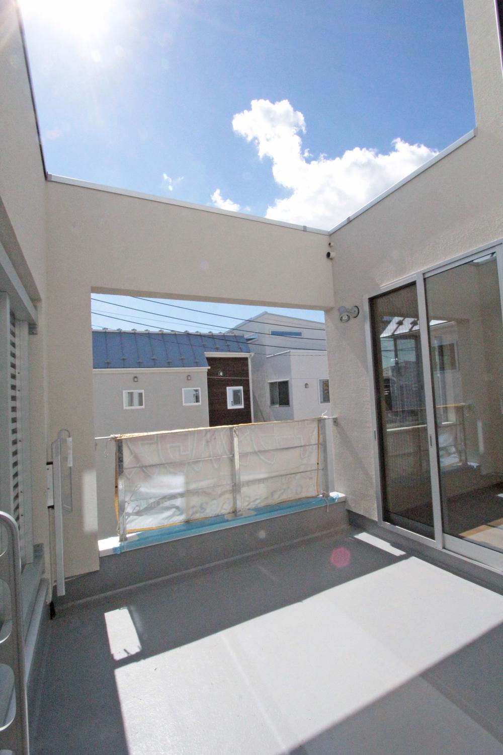 Balcony. Interior construction results