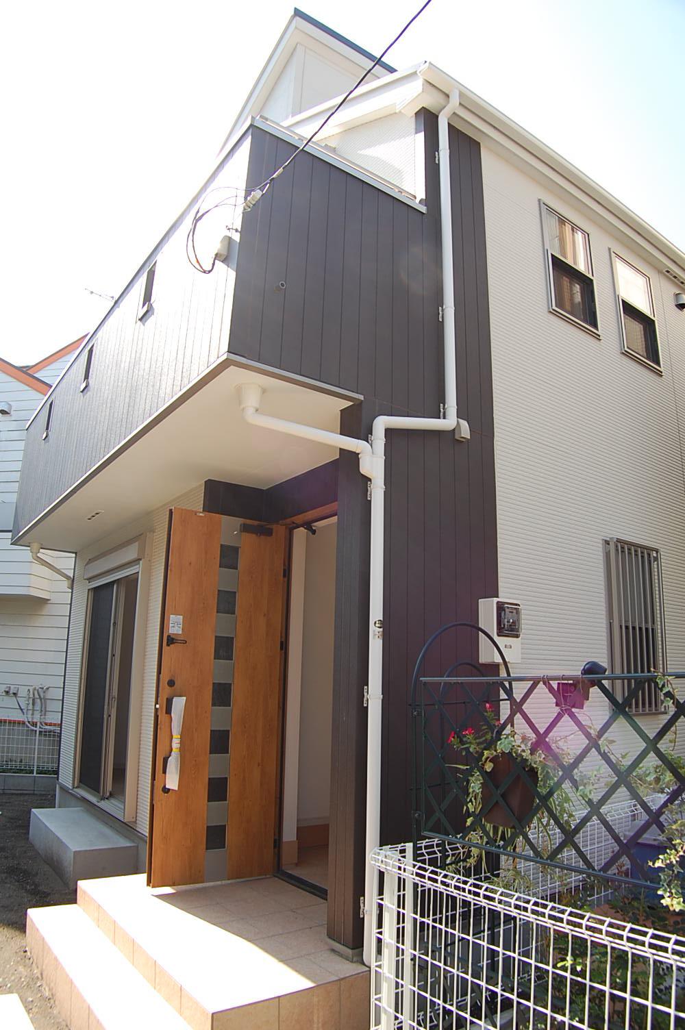 Local appearance photo. Local (10 May 2013) Shooting