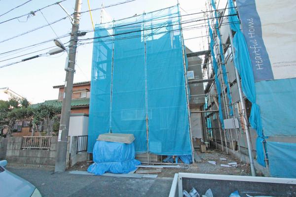 Local appearance photo. Local (12 May 2013) Shooting