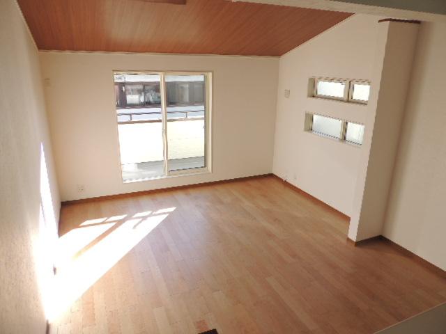 Living. Indoor (11 May 2013) Shooting