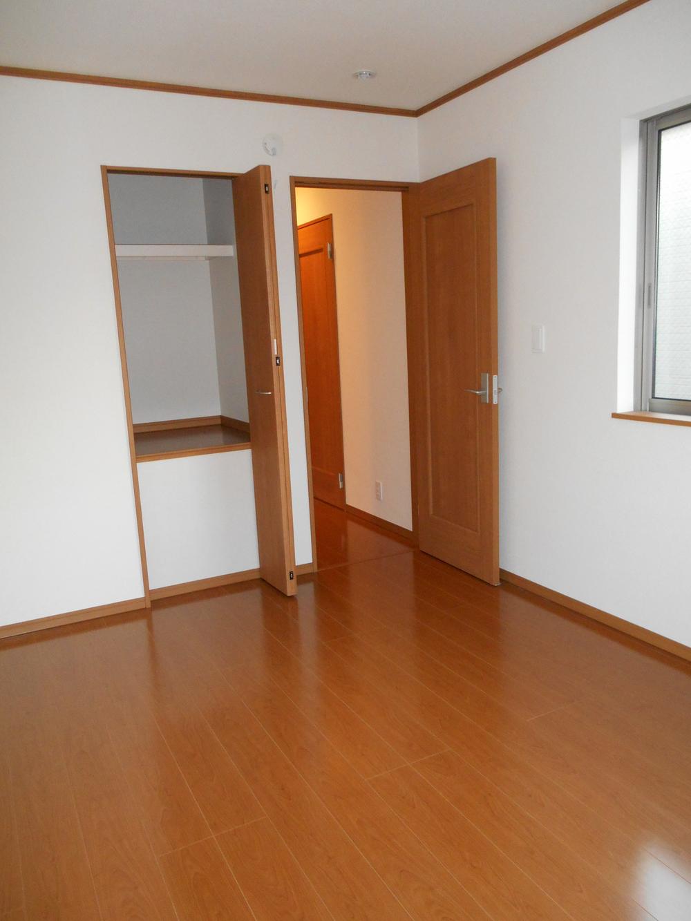 Non-living room. Building 2