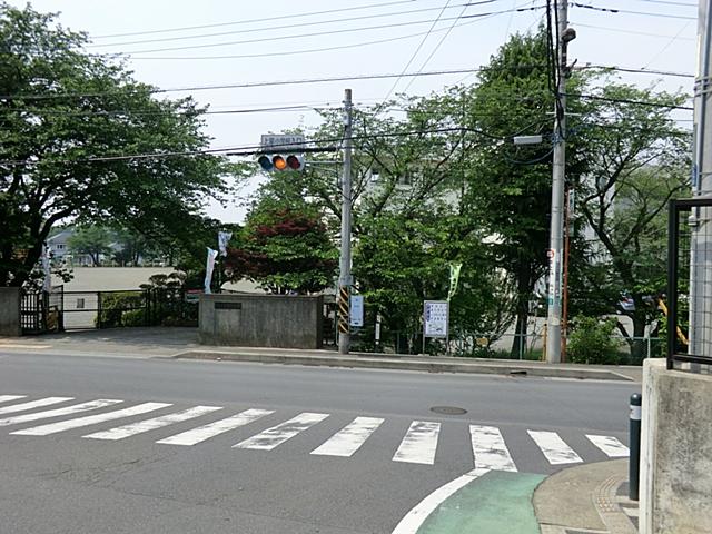 Primary school. Ebina 776m to City on the star Elementary School