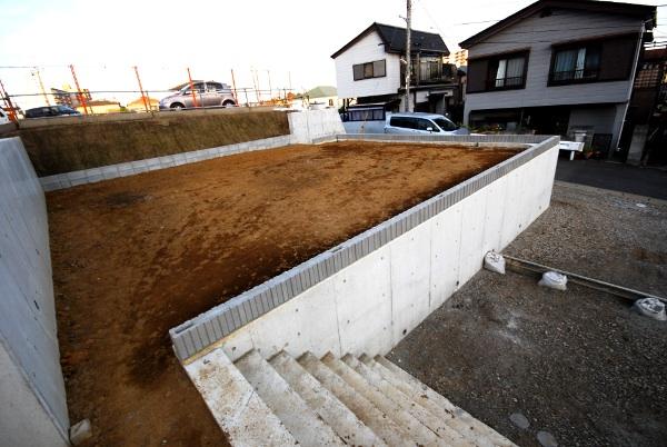 Local appearance photo. Local (12 May 2013) Shooting. 1 Building.