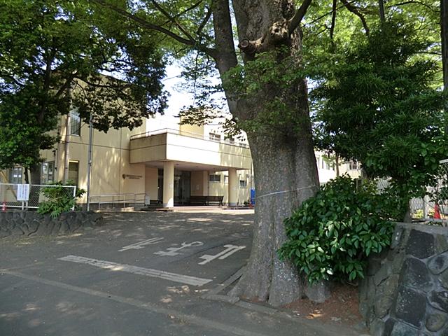 Hospital. 2800m until the medical corporation Association friend Board Keyakinomori hospital