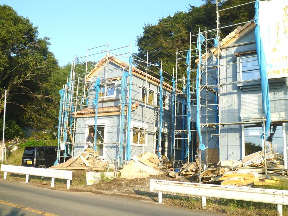 Local appearance photo. Local (11 May 2013) Shooting