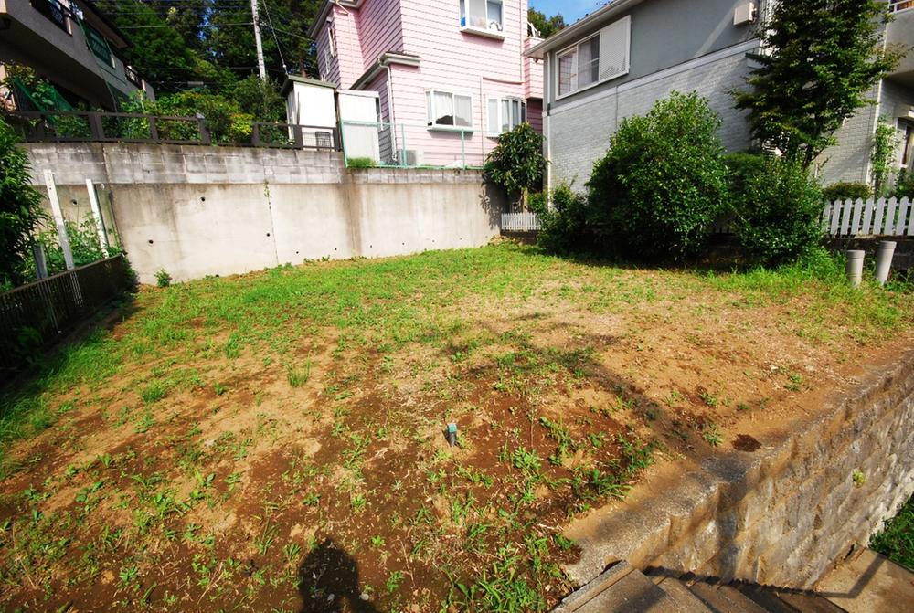 Local land photo. Local (July 2012) shooting