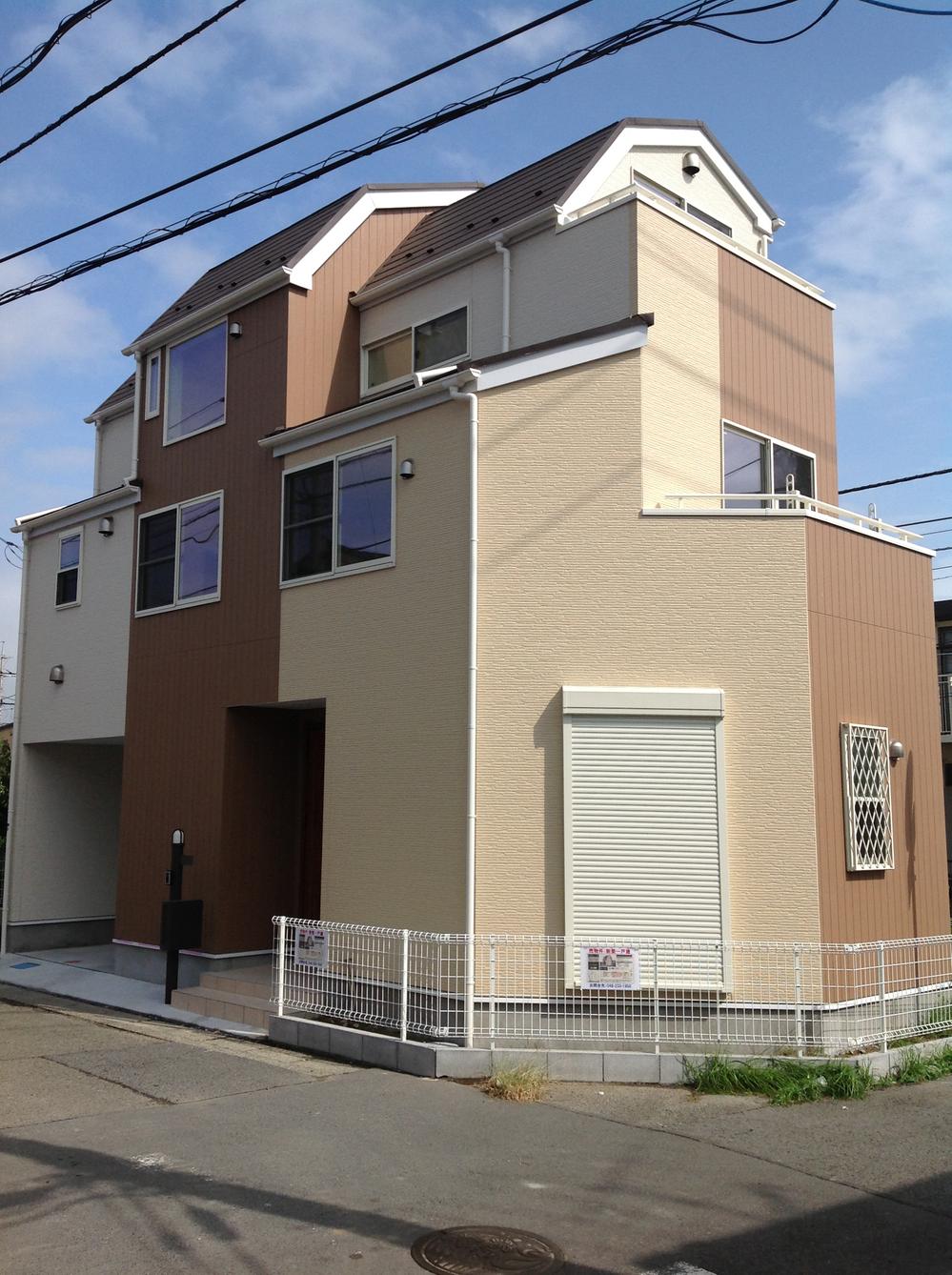 Local appearance photo. Appearance (09 May 2013) Shooting