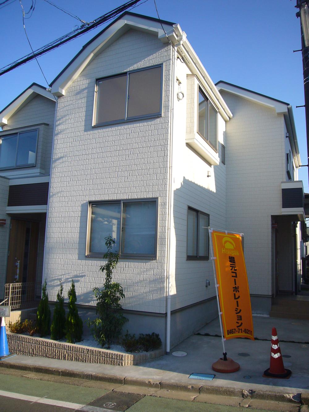 Local appearance photo. Indoor (12 May 2013) Shooting