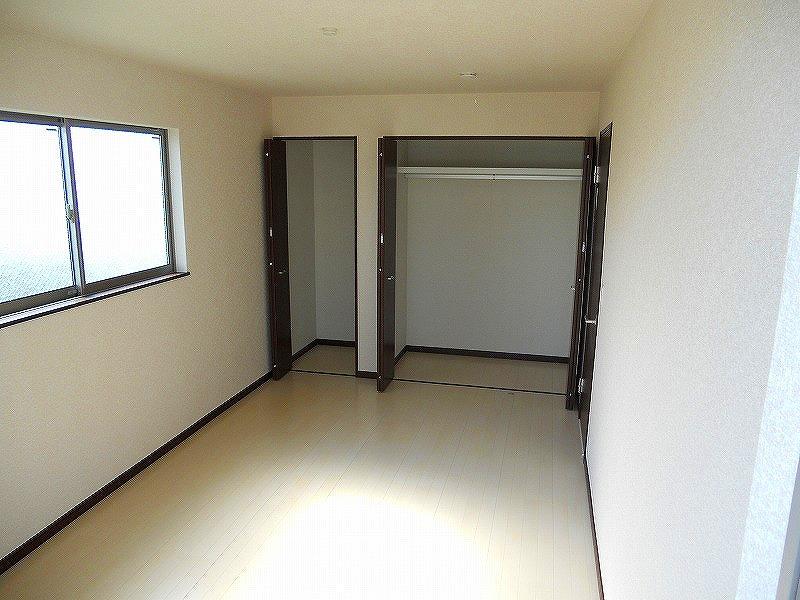 Non-living room. The last example of construction