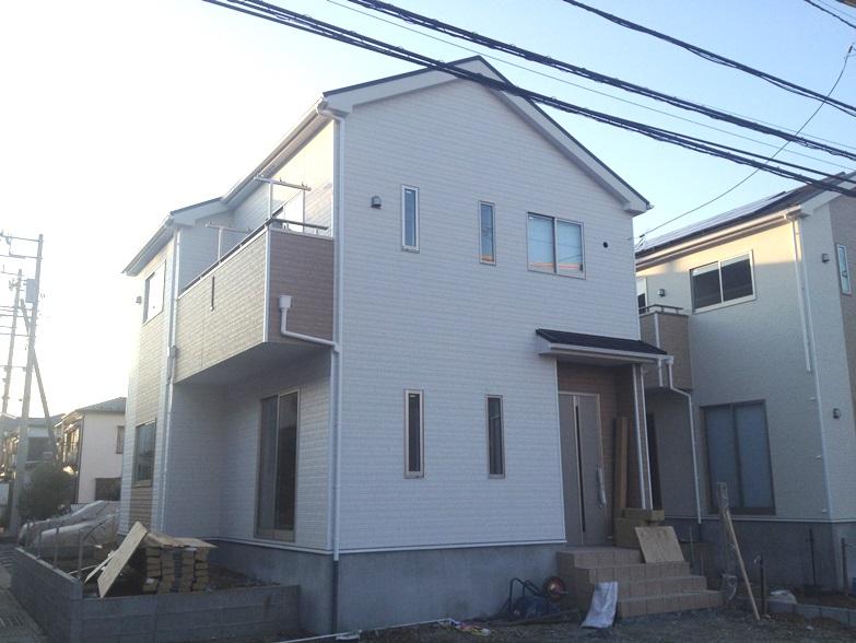 Local appearance photo. 1 Building