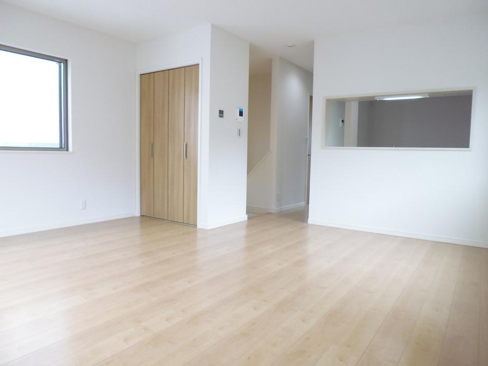 Living. Indoor (11 May 2013) Shooting