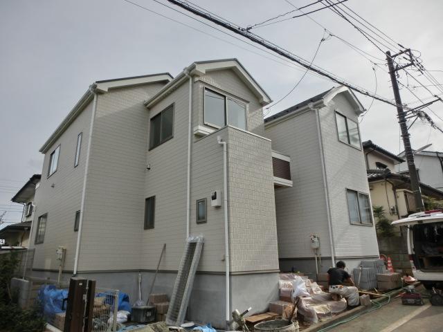 Local appearance photo. Local (10 May 2013) Shooting