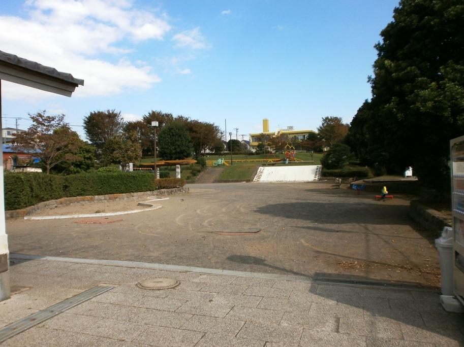 park. 1910m to Otani neighborhood park