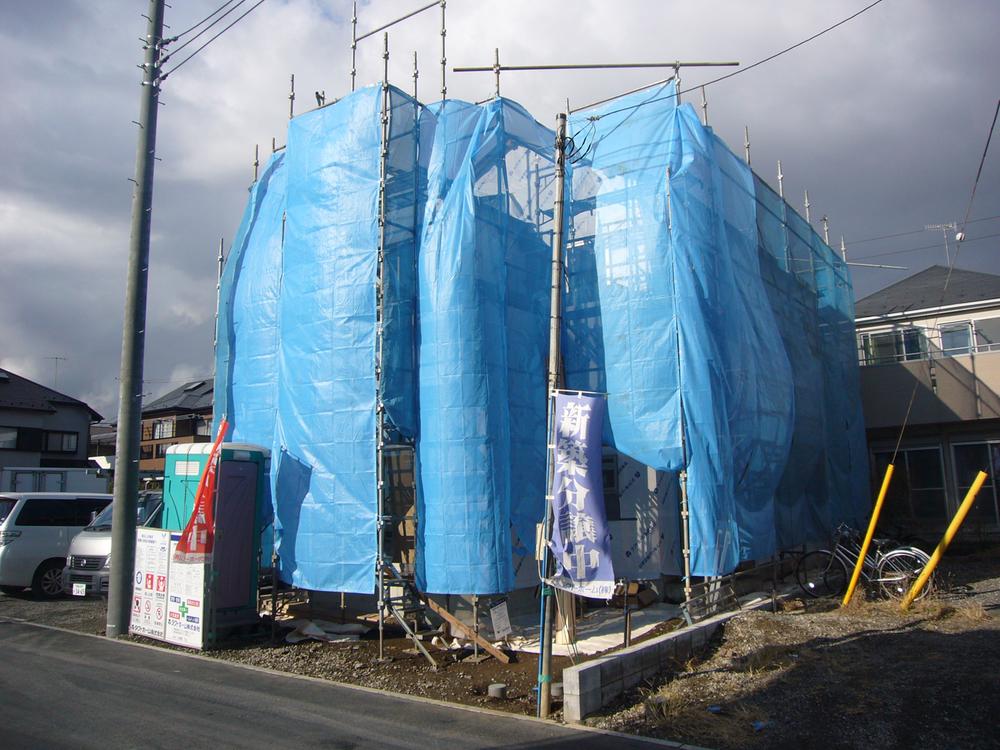 Local appearance photo. Local (12 May 2013) Shooting