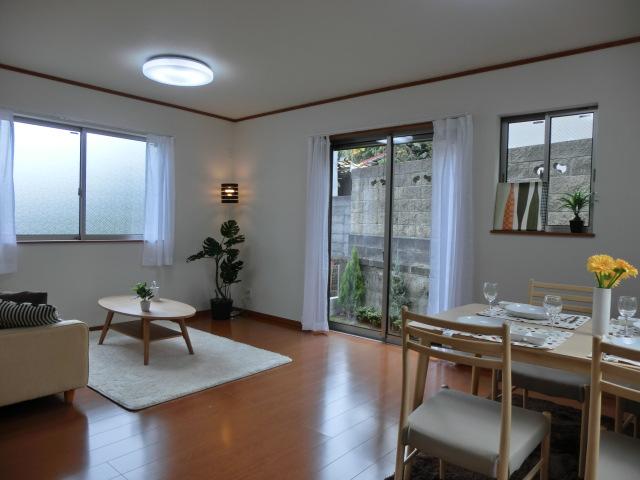 Living. Interior (October 2013) Shooting