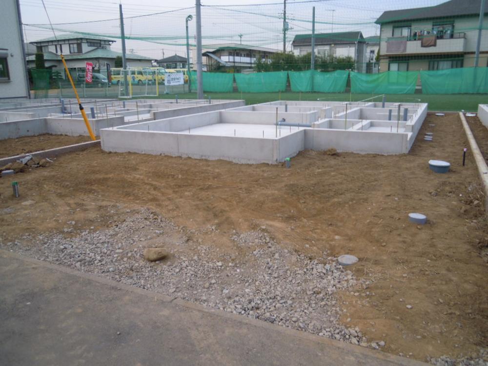 Local appearance photo. Local (12 May 2013) Shooting