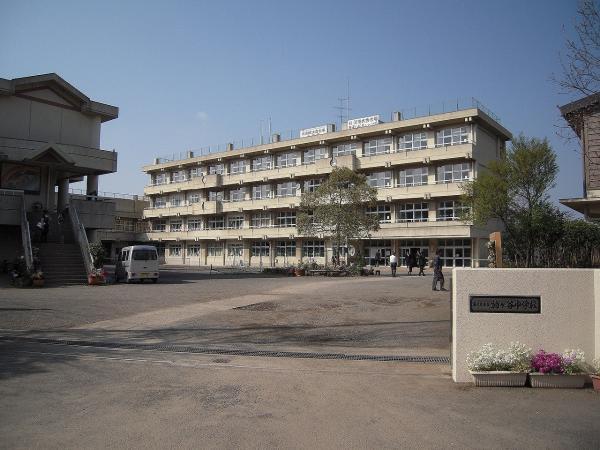 Junior high school. Kashiwaketani 1000m until junior high school