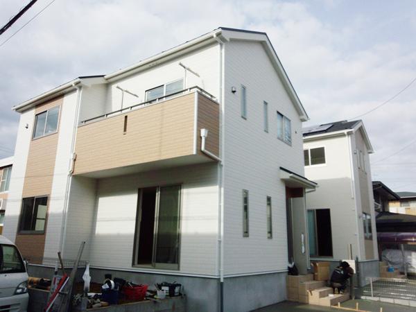 Local appearance photo