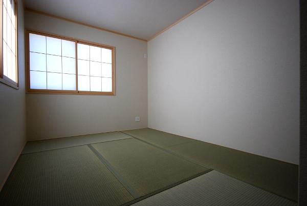 Non-living room. Indoor (10 May 2013) Shooting