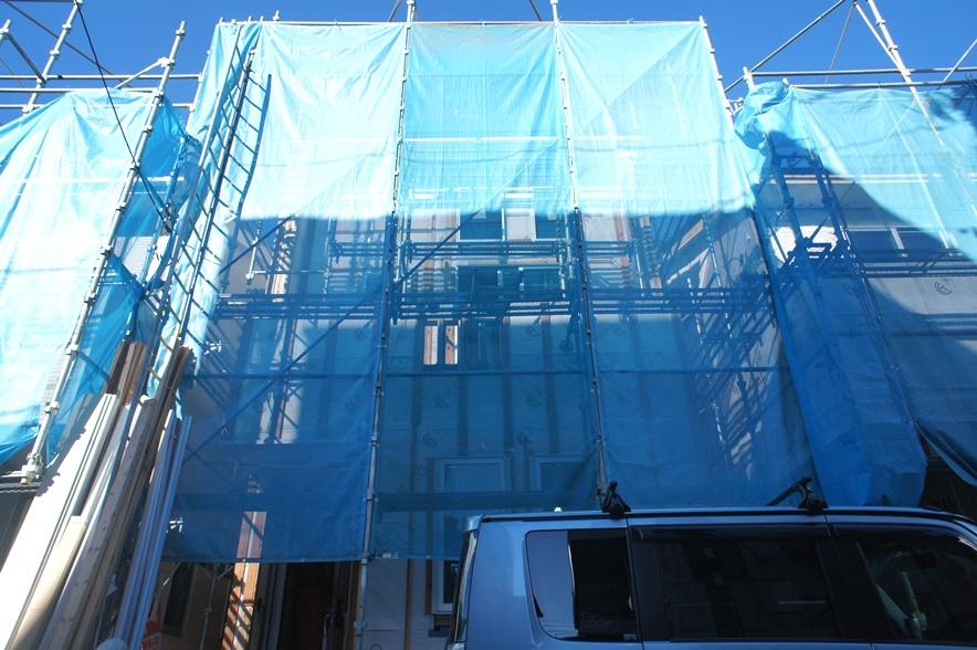 Local appearance photo. Local (11 May 2013) Shooting