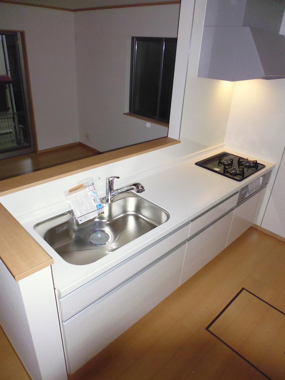 Kitchen. Indoor (11 May 2013) Shooting 1 Building