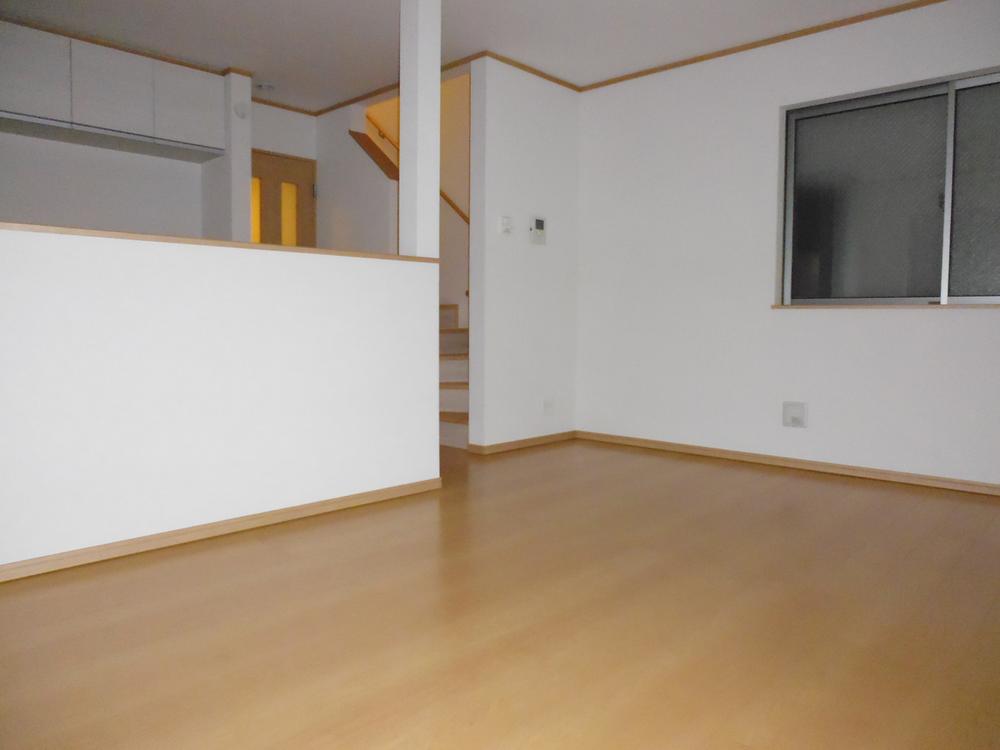 Living. Indoor (11 May 2013) Shooting 1 Building