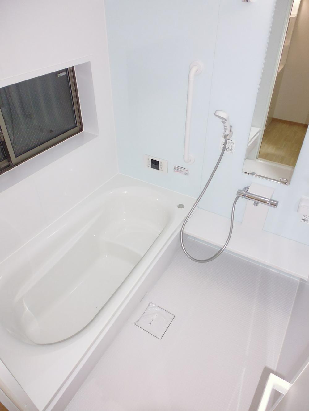 Bathroom. Indoor (11 May 2013) Shooting