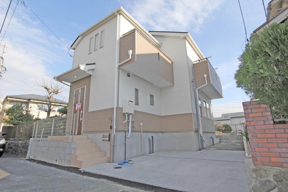 Local appearance photo. 2013 December 23, shooting