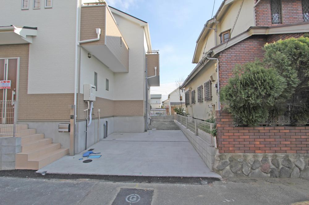 Parking lot. 2013 December 23, shooting